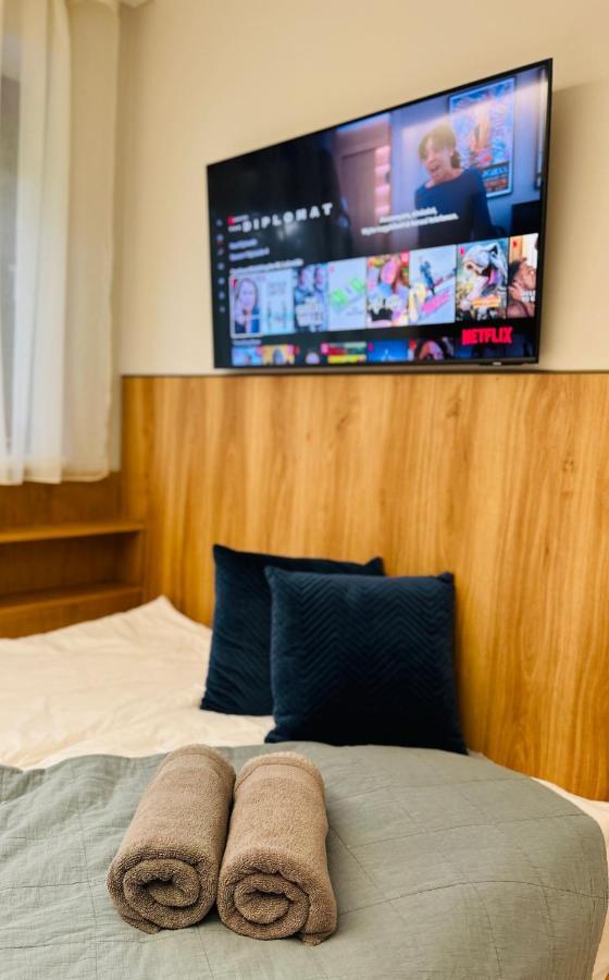 Bl Lakeside Apartman Балатонлеле Екстериор снимка